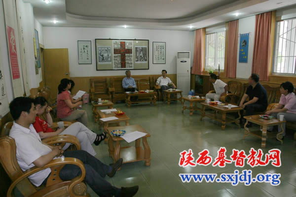省宗教局领导就校园安全问题走访陕西圣经学校(图1)