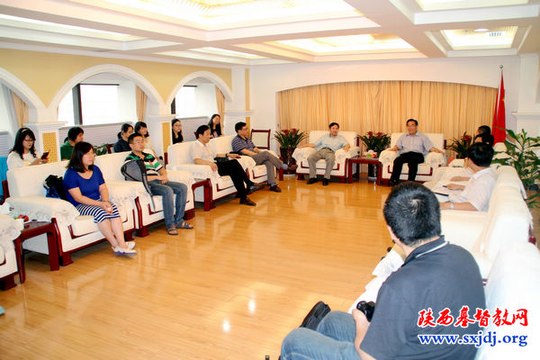 上海市基督教“两会”同工访问省基督教“两会”