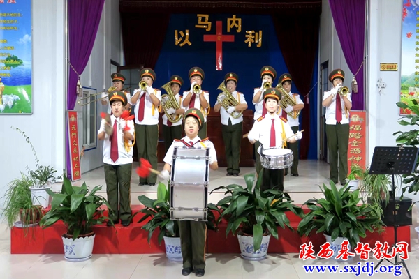 洛川县基督教两会开展爱国主义教育活动(图1)