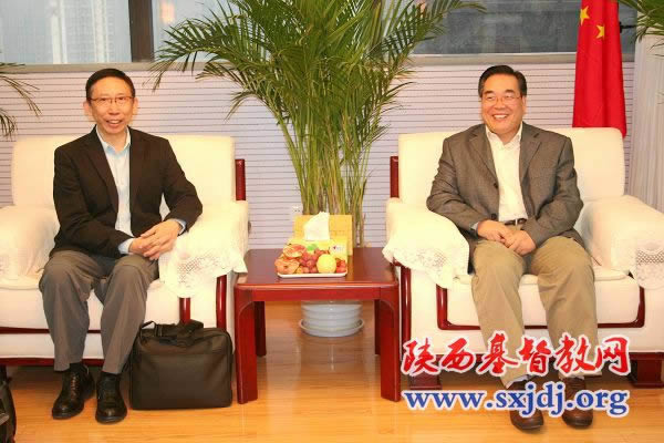 香港全人关怀（国际）董事局主席杨钦伟一行来陕访问
