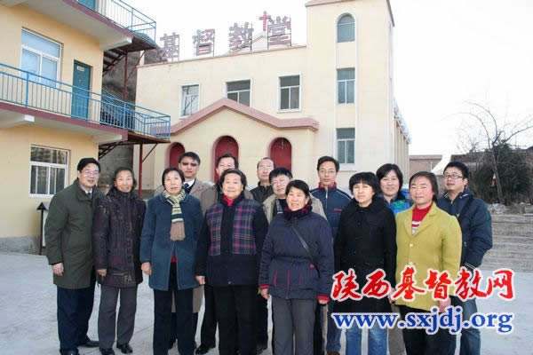 基督教全国两会社会服务部、上海国际礼拜堂同工来陕考察援建项目(图2)