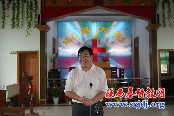 陕西省基督教两会、陕西圣经学校举行2009年暑期中青年夏令营暨庆祝建国六十周年爱国主义教育活动(图4)