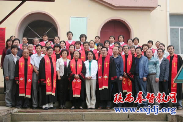 陕西省基督教两会在延安市按立10位圣职人员 　(图7)