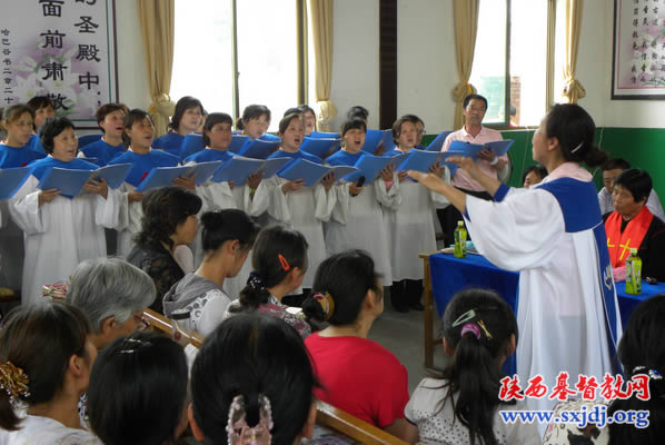 渭南市蒲城县庆兴教会举行献堂典礼(图3)