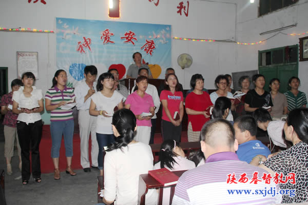 省基督教两会举办2011年夏令营(图5)