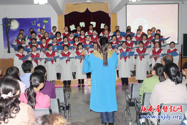 陕西圣经学校举行中秋晚会(图2)