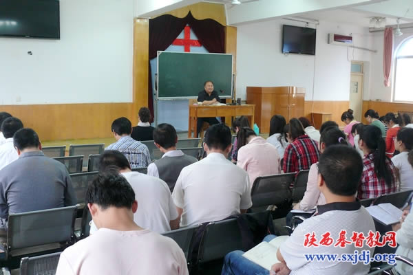 陕西圣经学校邀请王清文牧师做专题讲座(图1)