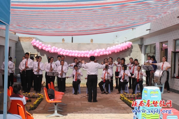 榆林市靖边县张家畔基督教堂举行献堂典礼(图4)