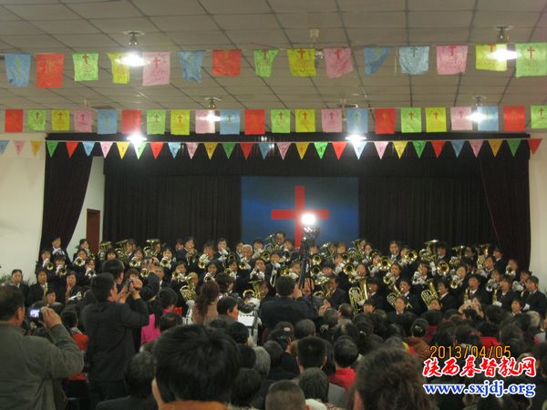 渭南市基督教会庆贺培训中心落成并举行十字架升座仪式