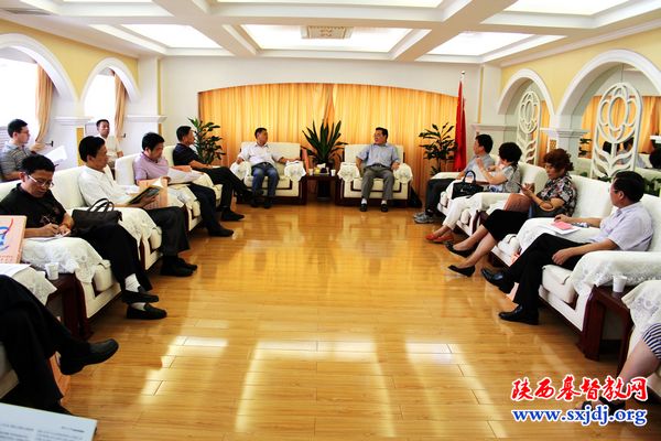 省政协民族和宗教委员会委员活动日在我会所举行