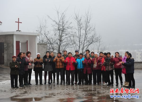 铜川基督教会川口聚会点、广阳镇聚会点举办公祷日崇拜(图3)