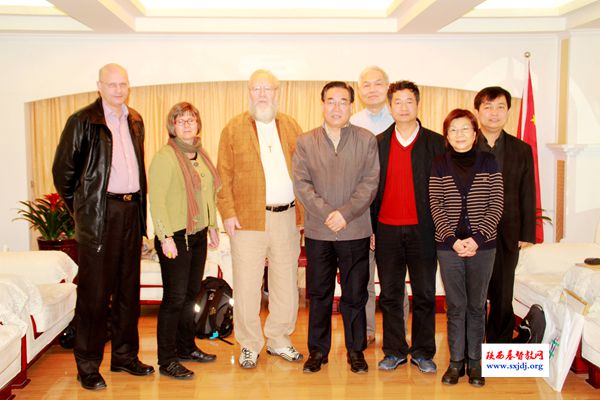 挪威圣约教会客人访问我省教会