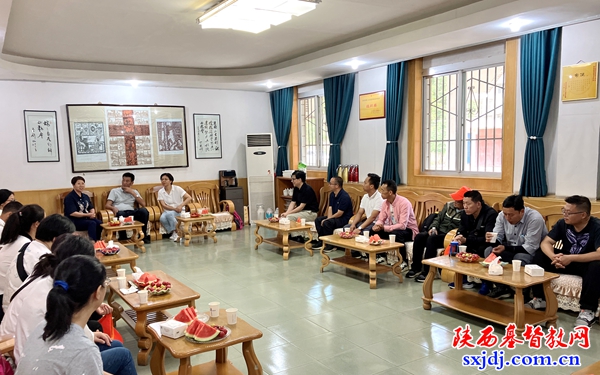 云南神学院教职同工到访陕西圣经学校