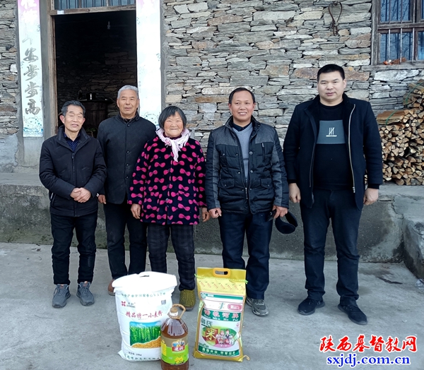 白河县基督教福音堂开展春节慰问活动