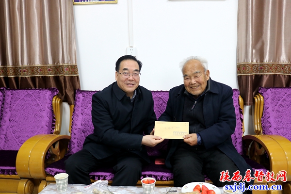 省基督教两会开展春节走访慰问活动