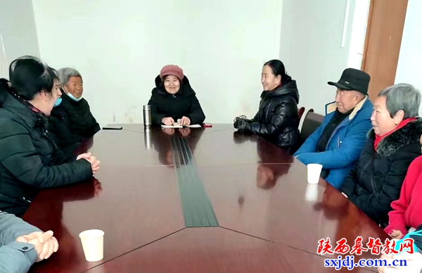 子长市瓦场沟基督教会召开年度会议并组织慰问活动