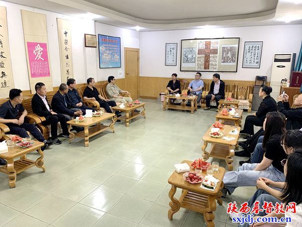 浙江省海宁市基督教三自爱国运动委员会主席李成义牧师一行到访陕西圣经学校