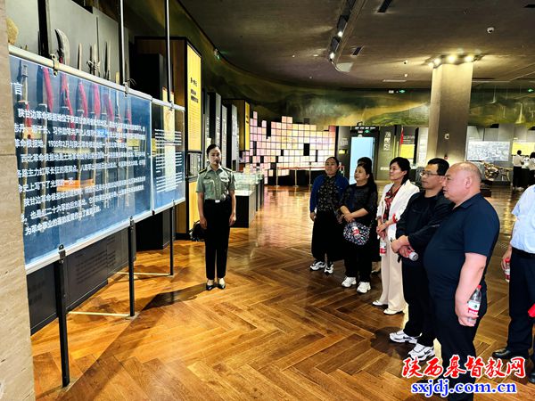 临渭区基督教协会开展爱国主义教育活动