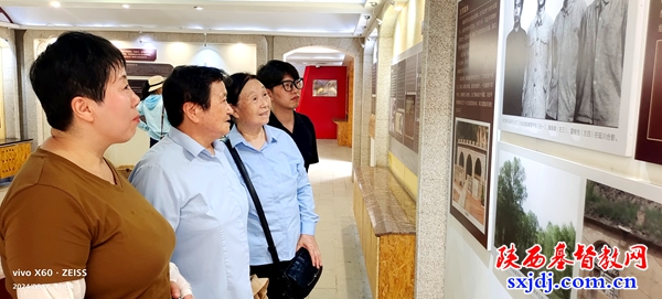 西安市阎良区凤凰基督教堂赴梁家河开展爱国主义教育活动