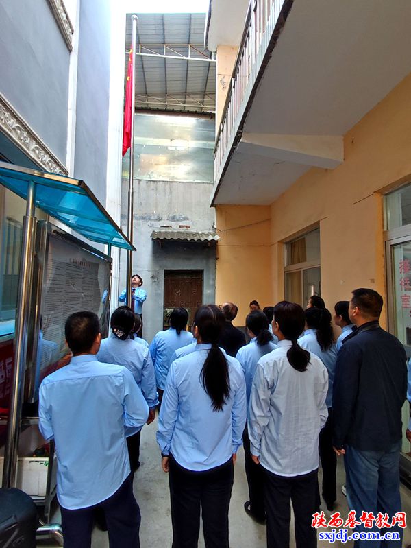 阎良区凤凰基督教堂举行升国旗仪式