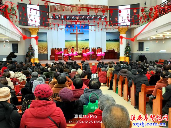 大荔县基督教两会举办圣诞感恩会