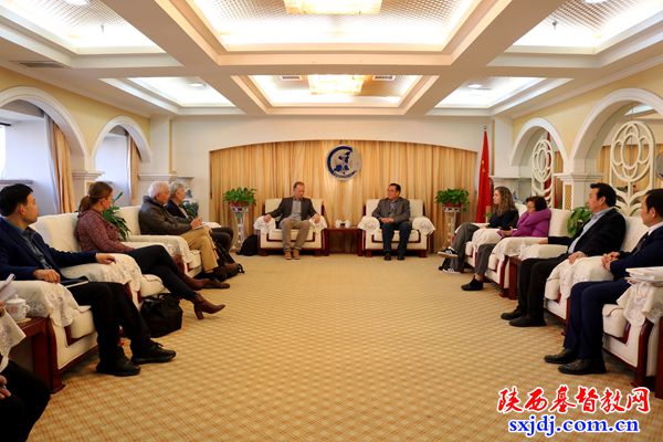 省基督教两会接待挪威圣约教会一行