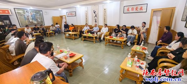 陕西圣经学校接待浙江神学院毕业班一行