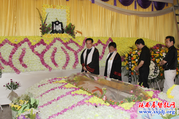 爱国爱教典范长存(图6)