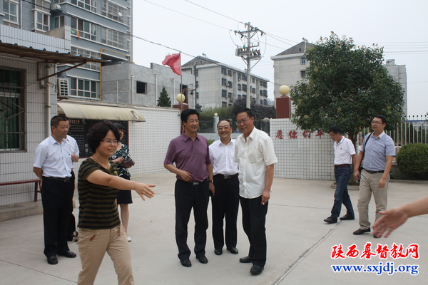 宝鸡市委常委、统战部李明部长来岐山基督教会视察