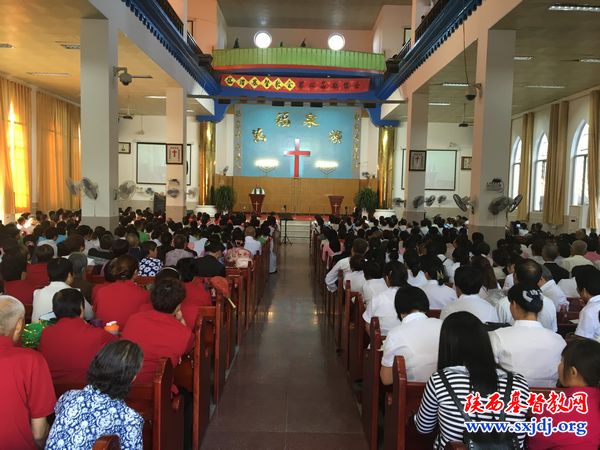 渭南市临渭区基督教会举办第四届诗班联谊会(图1)