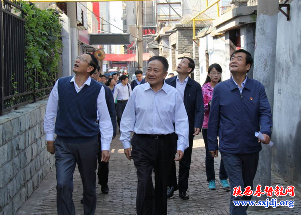 陈强部长莅临榆林市基督教爱国会视察