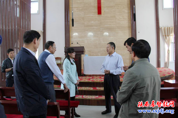 陈强部长莅临榆林市基督教爱国会视察(图3)