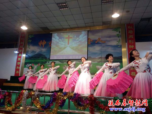 宝鸡十里铺教会举办“奇异恩典” 春节聚会