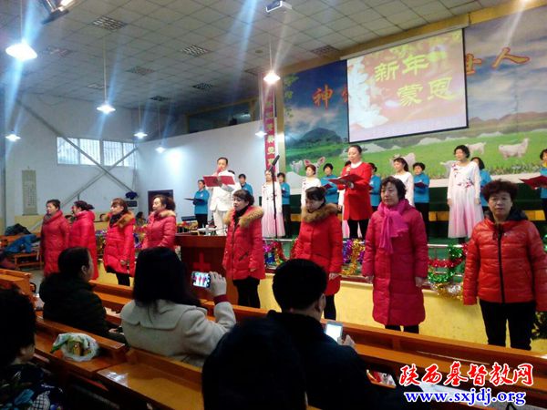 宝鸡十里铺教会举办“奇异恩典” 春节聚会(图2)