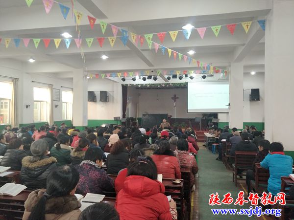 澄城县基督教会开办教牧同工培训班(图1)