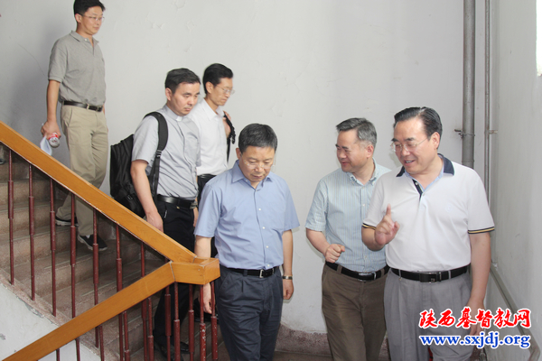 上海市政协民族和宗教委员会到陕西圣经学校考察调研(图3)