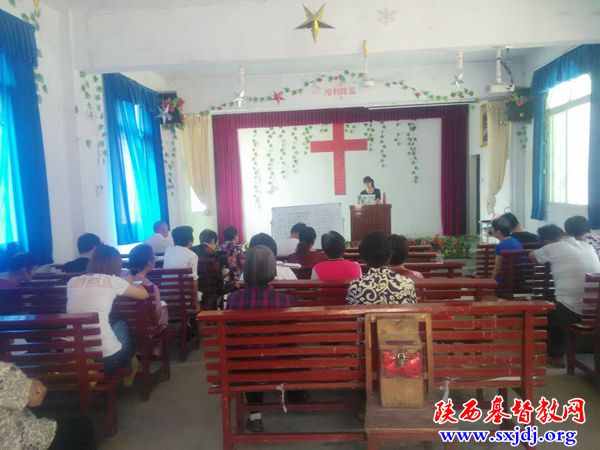 台湾中和基督之家赵德馨长老一行访问我省教会(图5)