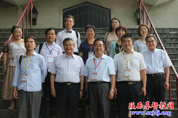 省基督教两会代表团访问台湾教会(图4)