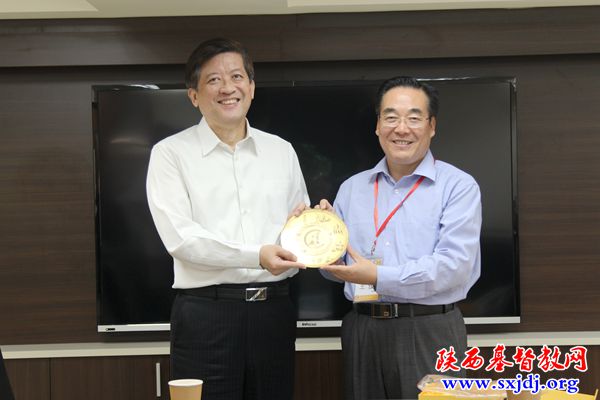 省基督教两会代表团访问台湾教会