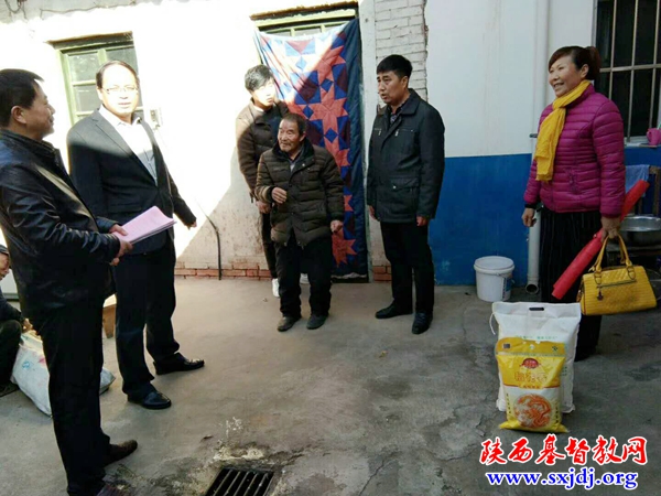 服务社会 传播爱心——耀州区基督教堂2017扶贫帮困慈善行(图2)