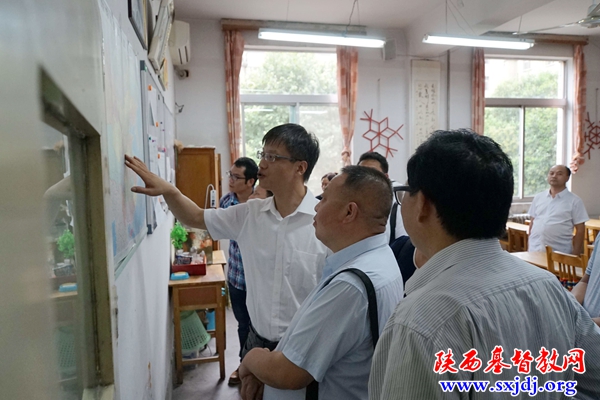 贵州省圣经学校专职老师一行访问省基督教两会和圣经学校(图5)