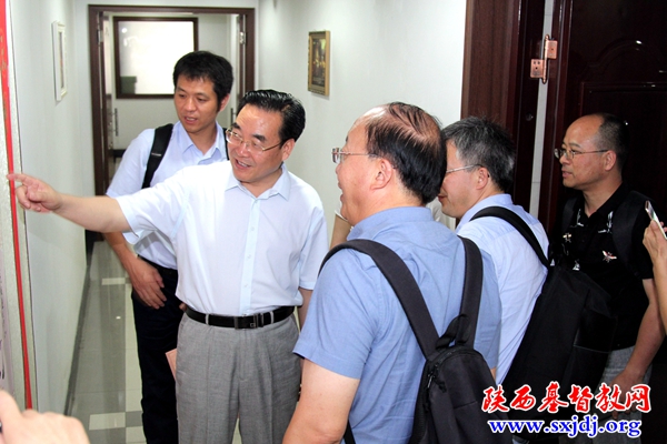 杭州市基督教两会教牧同工访问省基督教两会和圣经学校(图2)