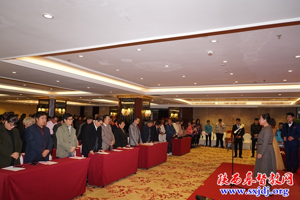 陕西省基督教纪念改革开放40周年感恩歌颂晚会在西安隆重举行(图2)