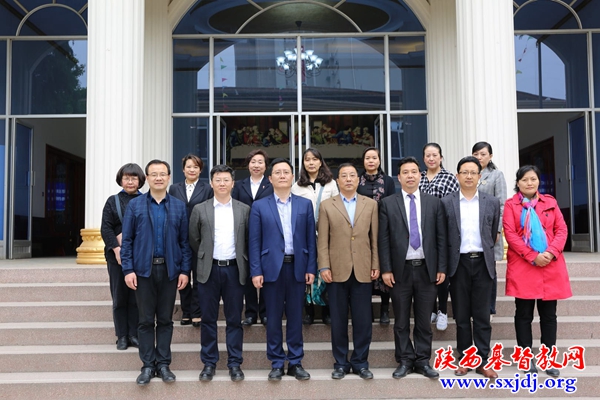 坚持中国化方向,努力办好新时代汉中教会 ——省委统战部领导深入汉中基督教堂督查“四进”活动落实情况(图2)