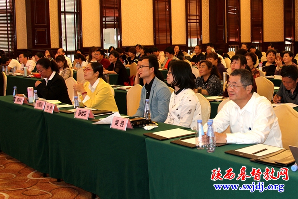 陕西省基督教两会纪念《圣经》（和合本）出版100周年 暨基督教中国化研讨会在西安顺利召开(图6)