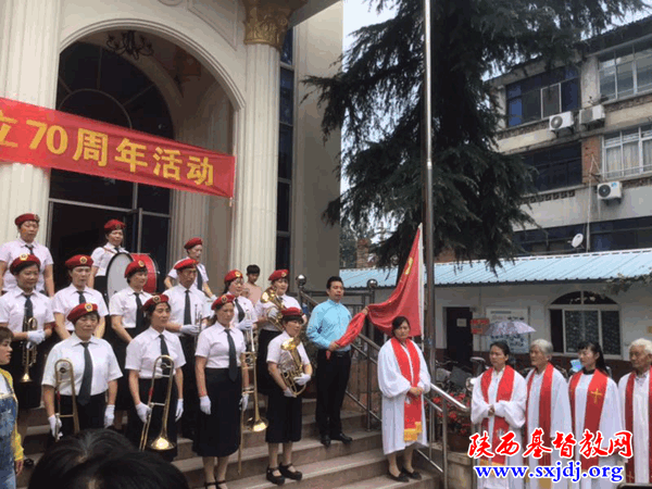 永铭历史,祝福祖国——汉中市基督教会举行庆祝建国70周年暨建党98周年活动(图3)