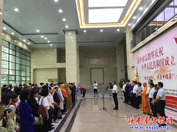 “助力新时代,共筑中国梦” ——汉中市基督教参加全市宗教界庆祝建国70周年书画展活动