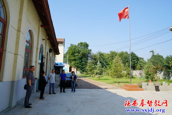 省基督教两会副主席、副会长、秘书长(代)齐红军牧师 赴宝鸡教会进行调研