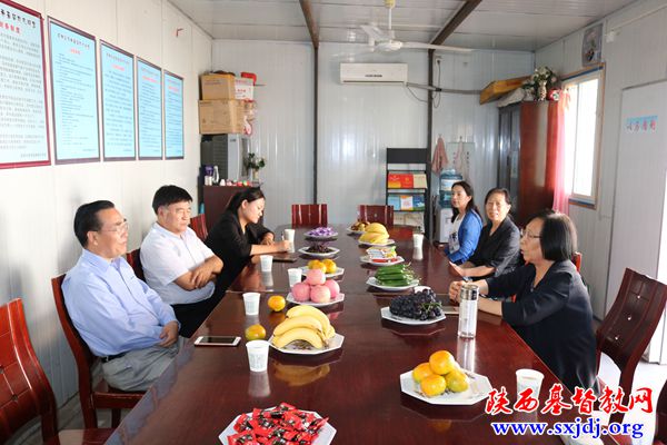 省基督教两会主席、会长王俊牧师到咸阳市教会走访调研,指导工作(图2)
