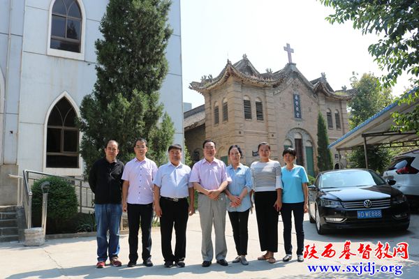省基督教两会主席、会长王俊牧师到咸阳市教会走访调研,指导工作(图7)